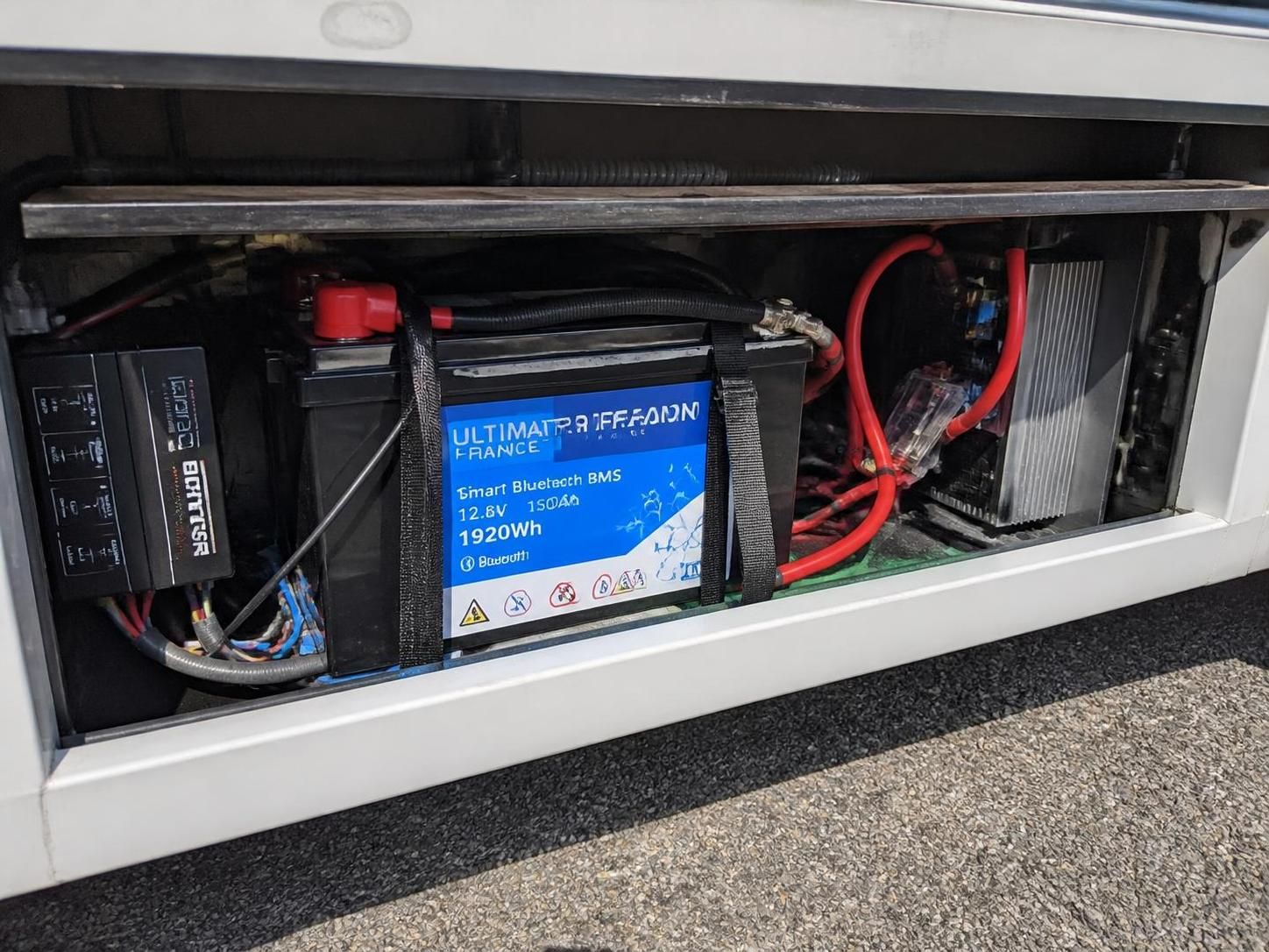 découvrez comment choisir la bonne batterie lithium parmi les types ion, lifepo4 et 12v, grâce à notre guide complet pour répondre à vos besoins en énergie.